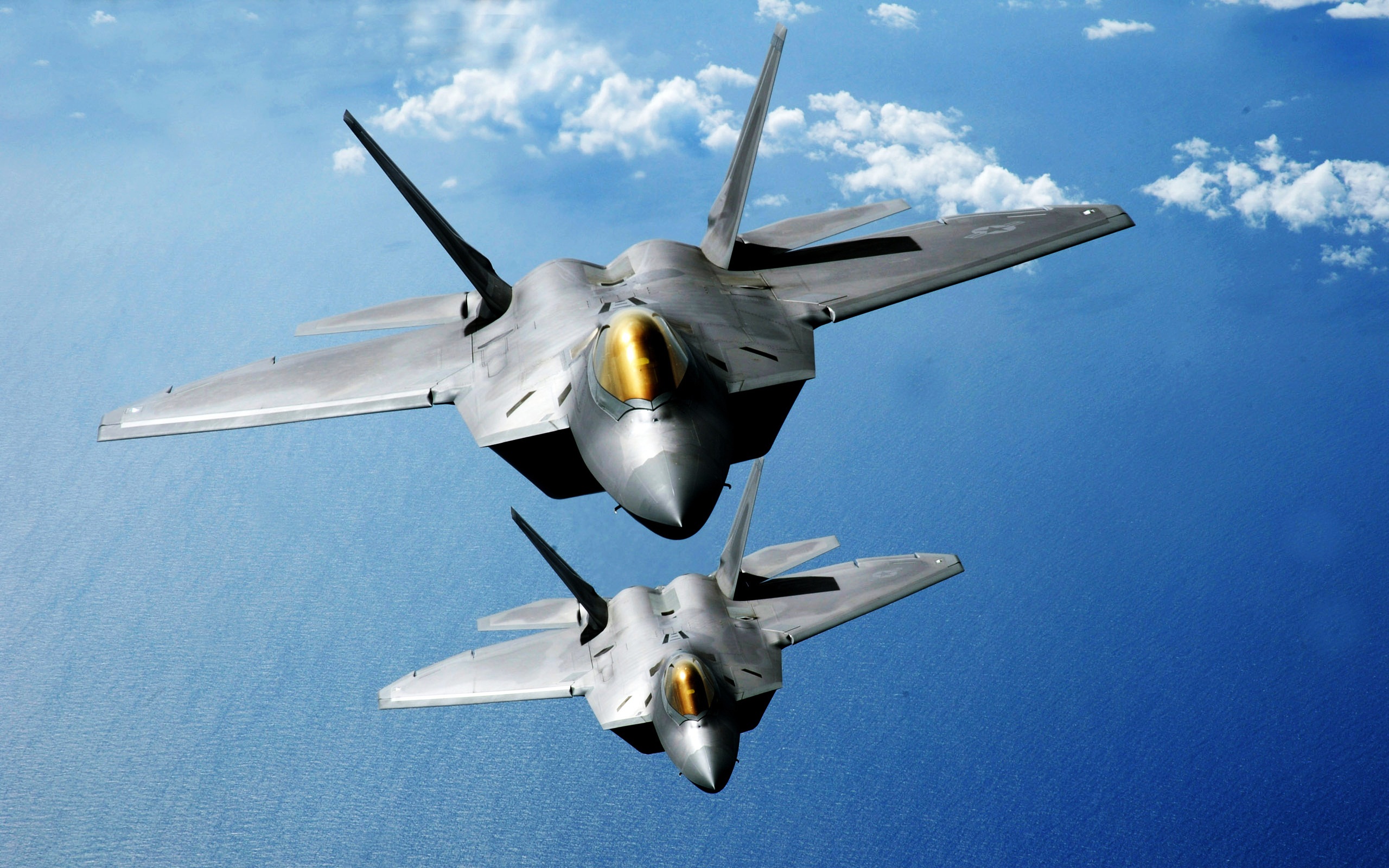 F 22 Raptors Over the Pacific5797919521